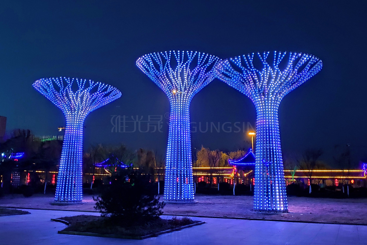新泰公园生命之树灯光雕塑
